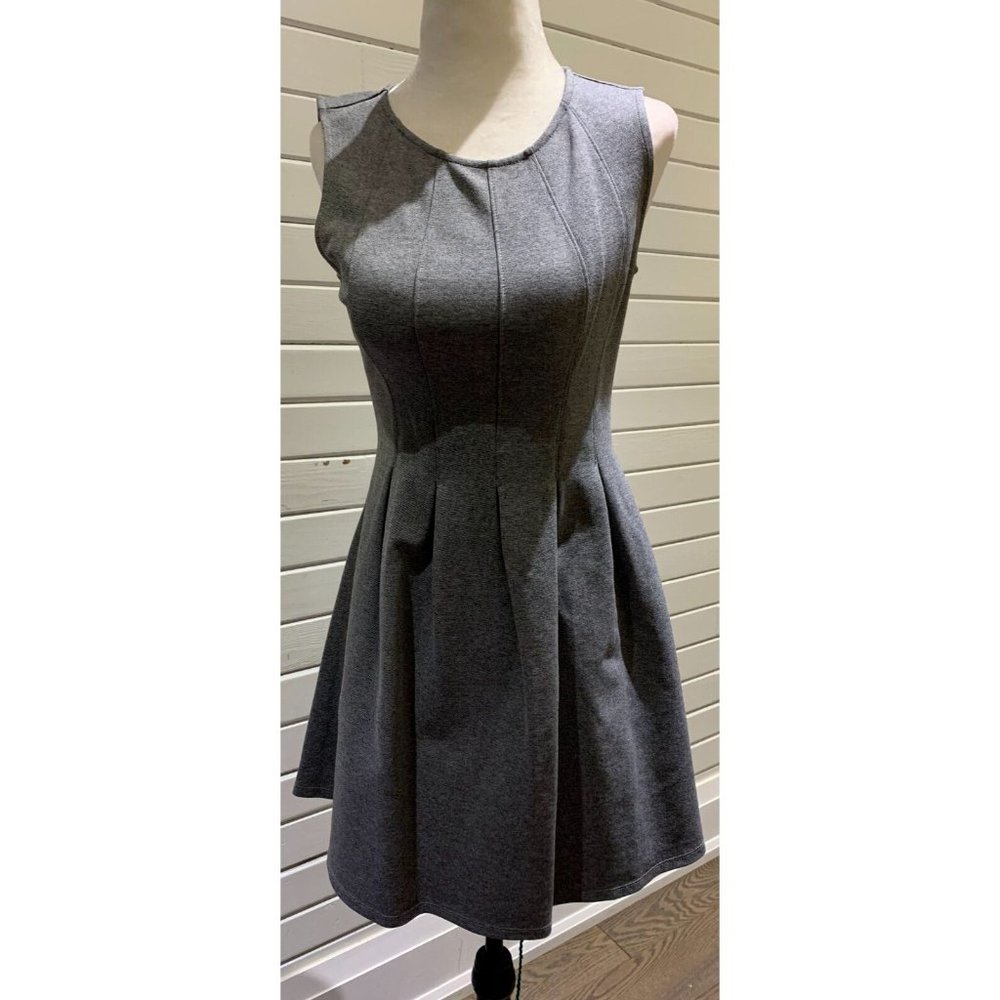 Monteau Skater Women size S FIt Flare Stretch Knee Length Sleeveless dress gray
